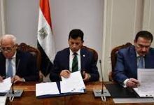وزير الرياضة ومحافظ بورسعيد يوقعان تدشين إستاد المصري الجديد