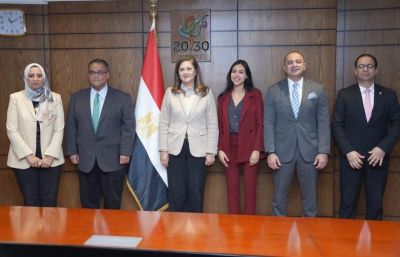 وزيرة التخطيط