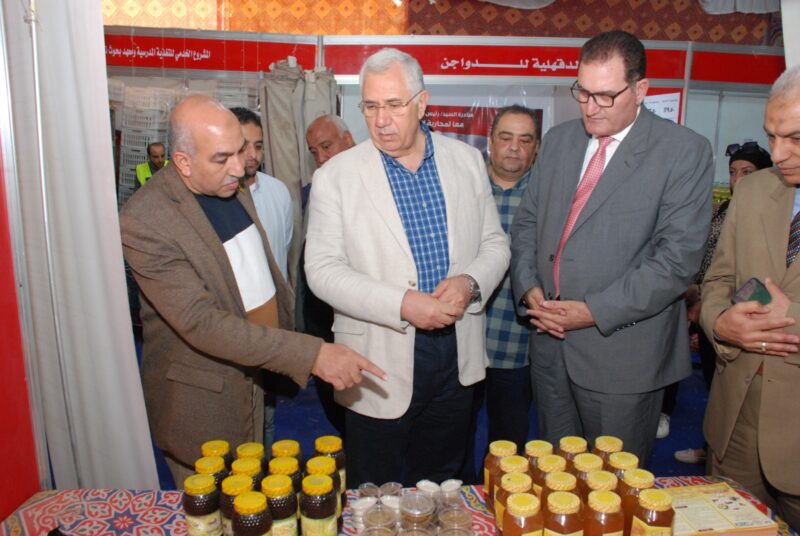 وزير الزراعة