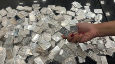 بمطار سفنكس