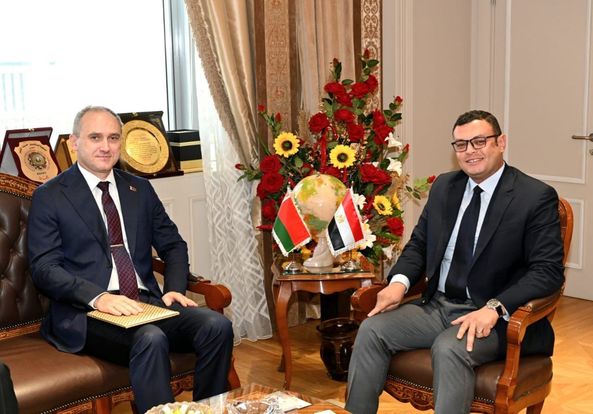 استقبل المهندس شريف الشربيني، وزير الإسكان والمرافق والمجتمعات العمرانية، السفير سيرجي تيرينتيف، وزير الإسكان