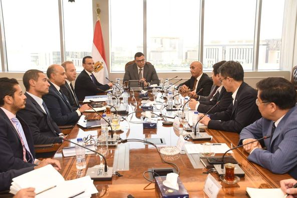 وزير الإسكان