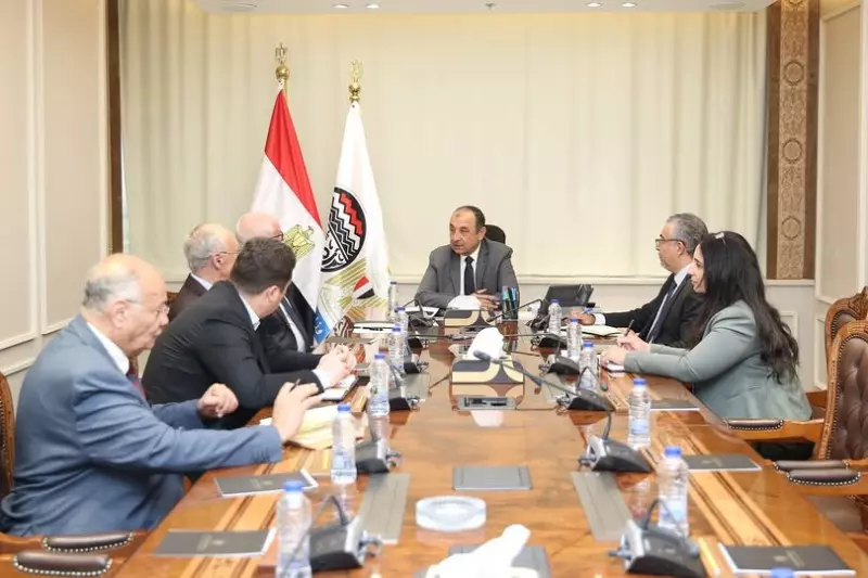 وزير قطاع الاعمال