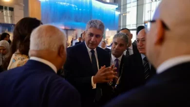 وزير السياحة