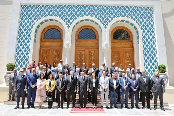الاكاديمية العربية