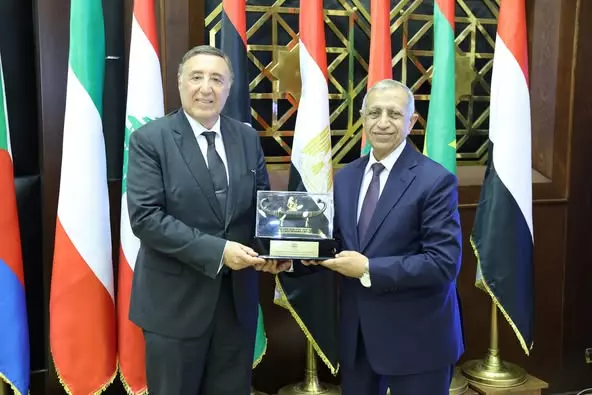 الاكاديمية العربية