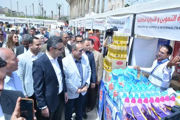 وزير التموين