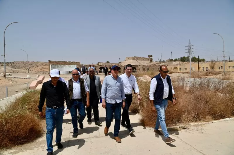  وزير الري 