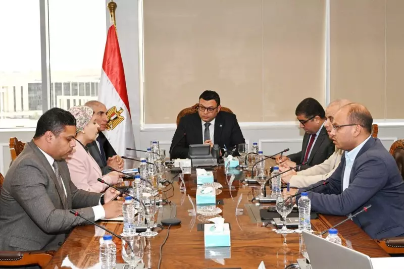 وزير الإسكان