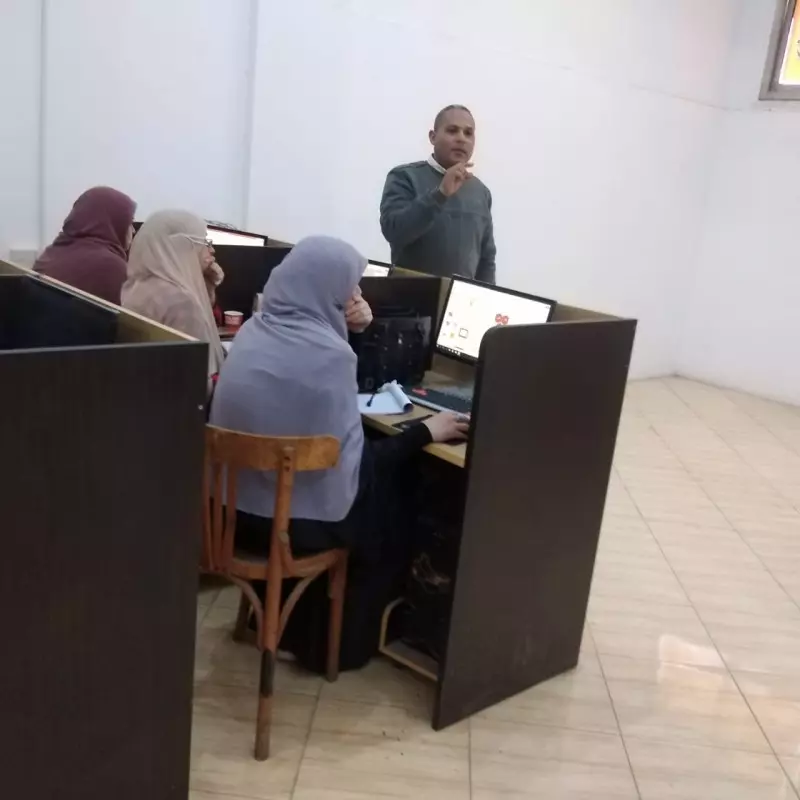 وزارة العمل