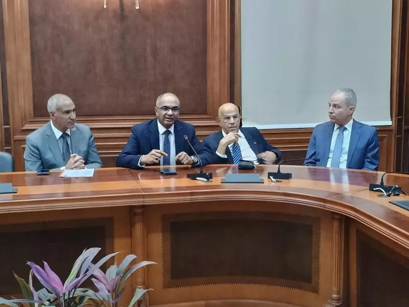 وزير الاسكان