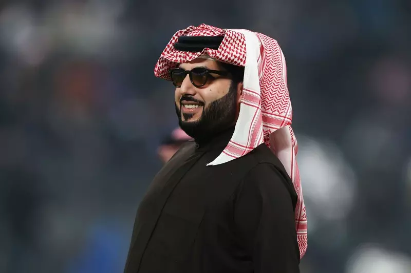 مدحت شلبي