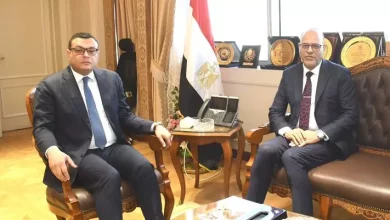 وزيرا الإسكان