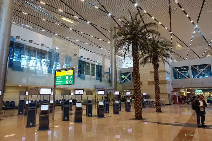 مطار القاهرة