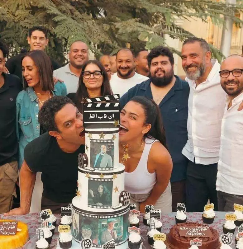 إن غاب القط