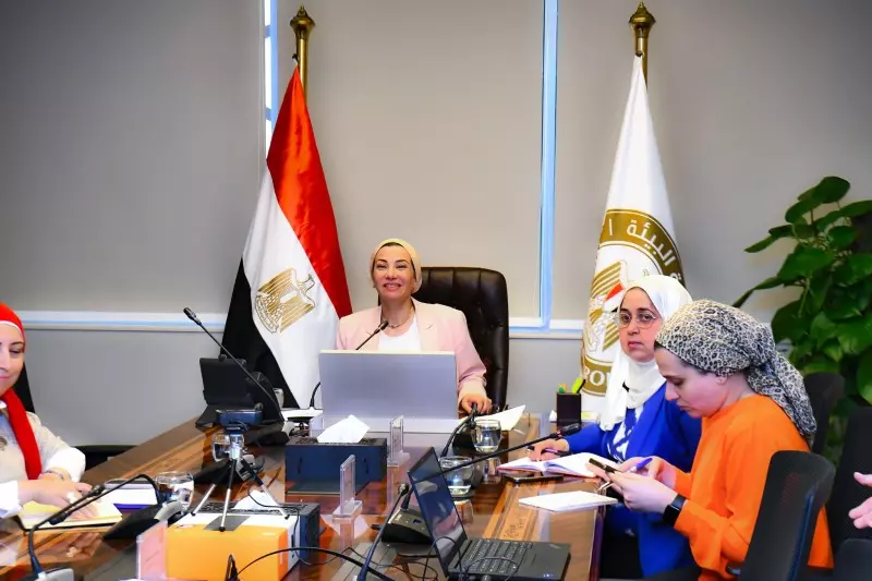 وزيرة البيئة