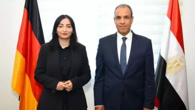 وزير الخارجية والهجرة