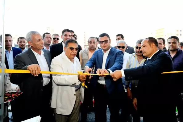 وزير الاسكان