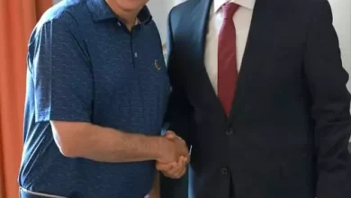 وزير الخارجية والهجرة