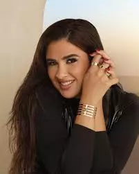 ياسمين عبد العزيز 
