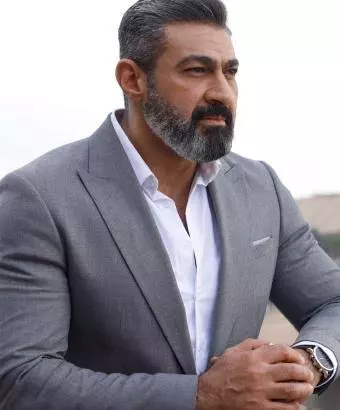 ياسر جلال