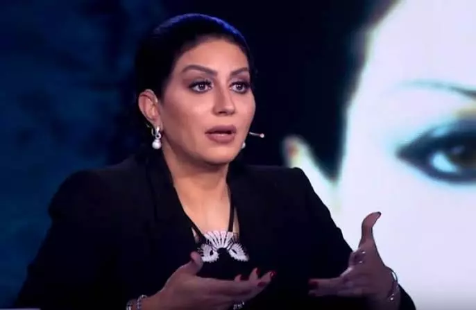 وفاء عامر