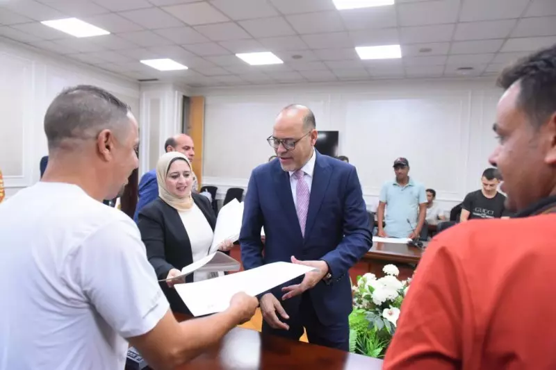 وزير العمل