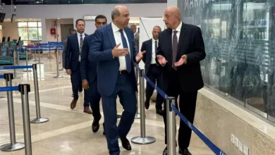 وزير الطيران