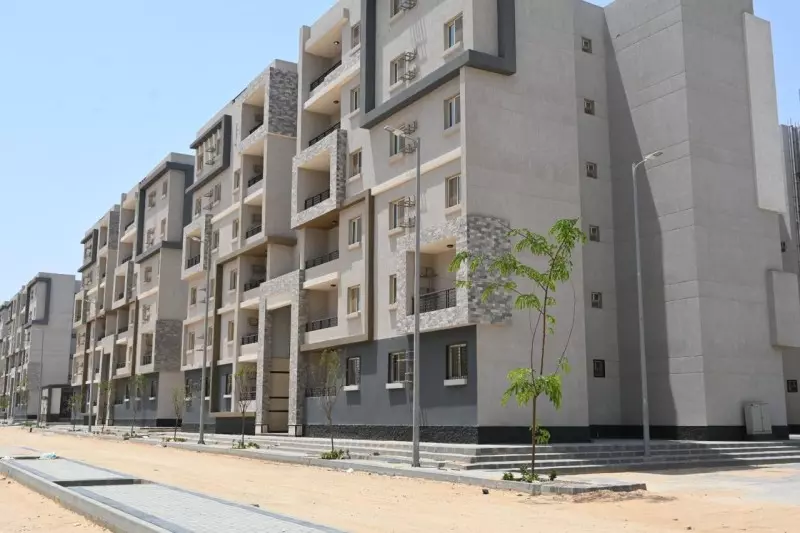 وزير الإسكان
