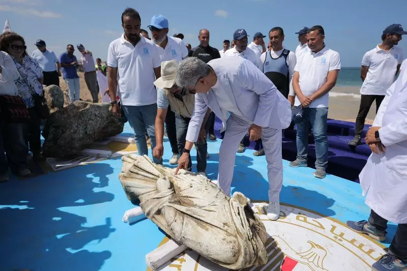 وزير السياحة