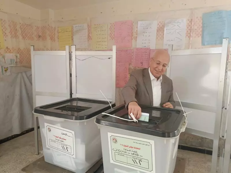 خالد عيش