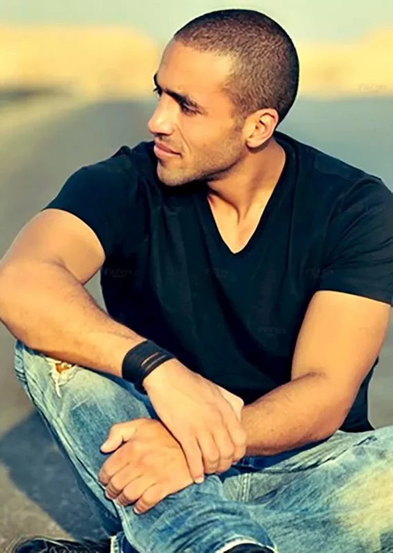 عمرو ستين