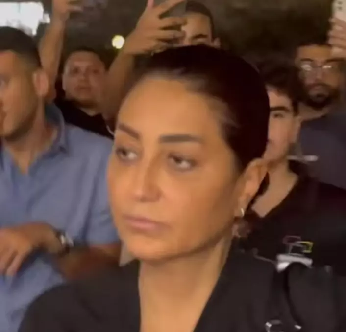 وفاء عامر