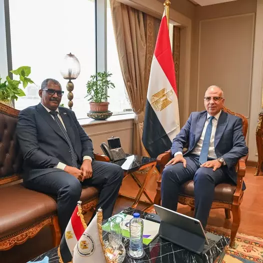 وزير الري
