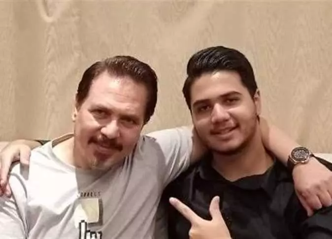 لن أعيش في جلباب أبي