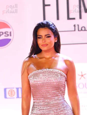 أسماء جلال