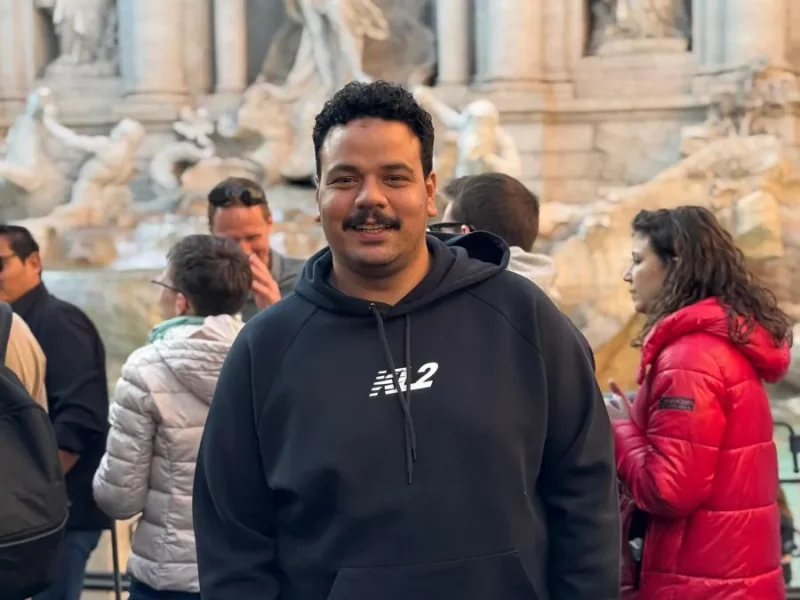 مصطفى غريب