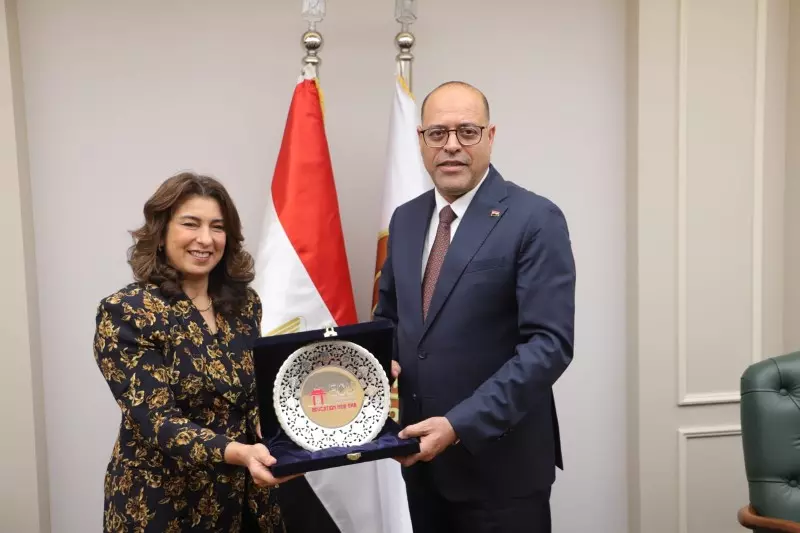 وزير العمل