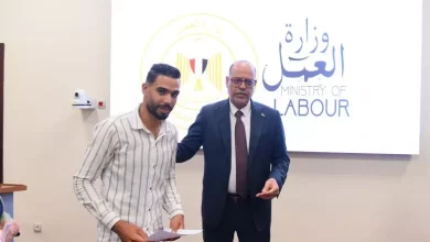 وزير العمل