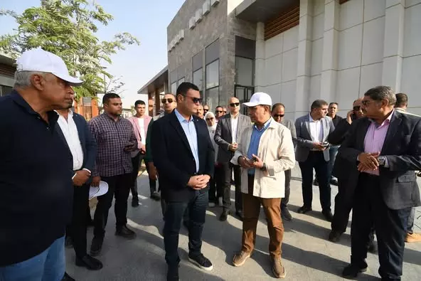 وزير الإسكان