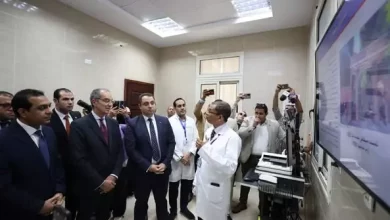 وزير الاتصالات