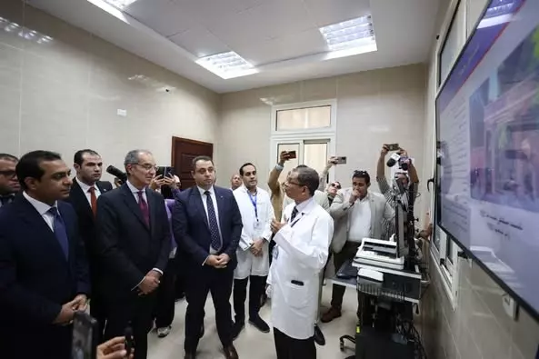 وزير الاتصالات