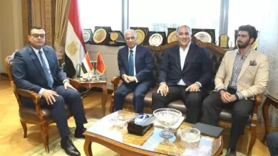 وزير الإسكان