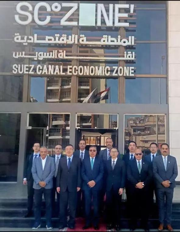 قناة السويس