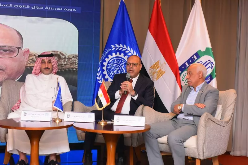 وزير العمل