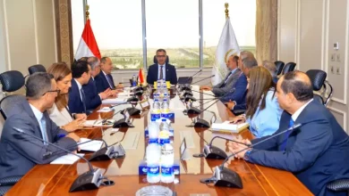  وزير التموين
