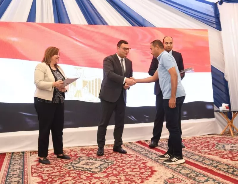 وزير الاسكان