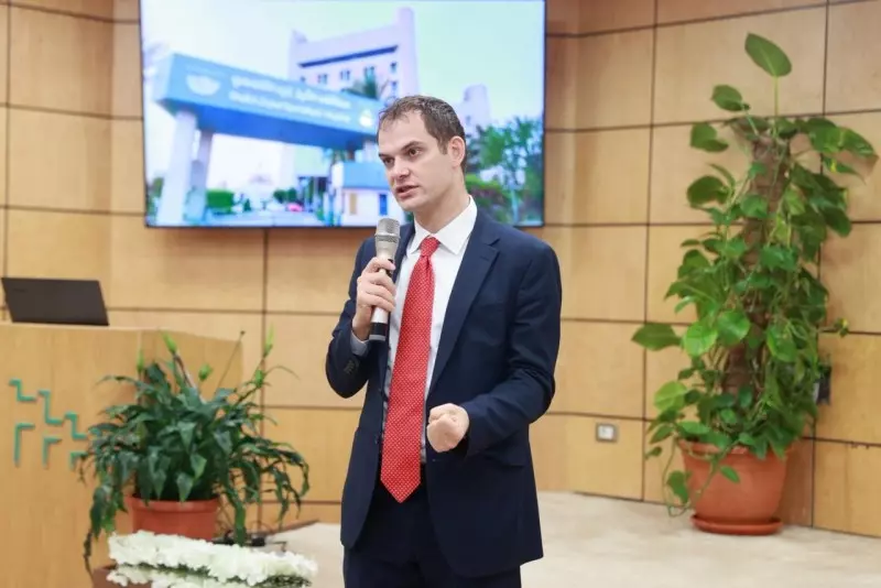 مستشفى الشيخ زايد التخصصي