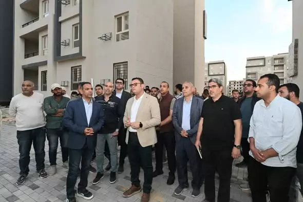 وزير الإسكان