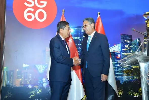 وزير التموين